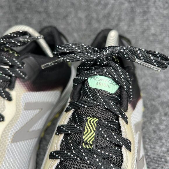 New Balance Fresh Foam Arishi Trail Running Womens Size 10 Grey Athleitc Sneaker - Picture 4 of 12